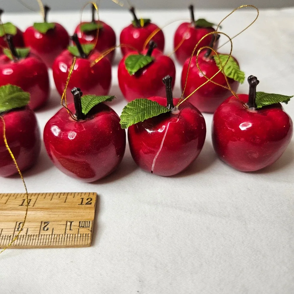 Vtg Style Red Apple Christmas‎ Ornaments Set of 35 Glossy Fruit Decorations READ